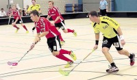 Der ehemalige B�lach-Junior Roger Schellenberg (links) spielt nach zwei Saisons in Winterthur wieder in der Kasernenhalle.